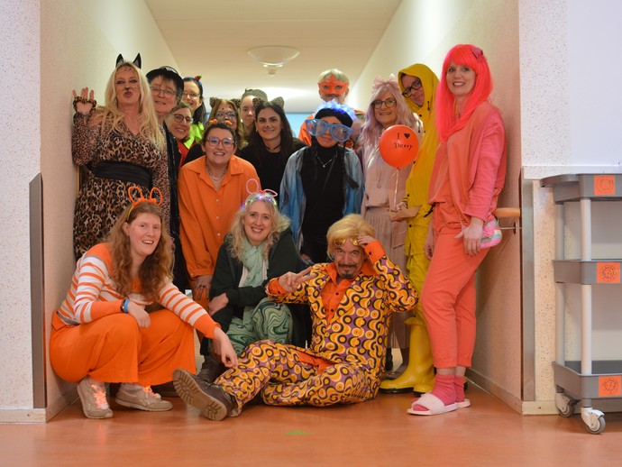 None (vergrößerte Bildansicht wird geöffnet)