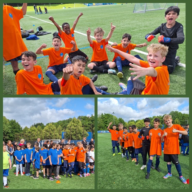 Fotos von der Schulmannschaft beim Fußball Fotos von der Schulmannschaft beim Fußball