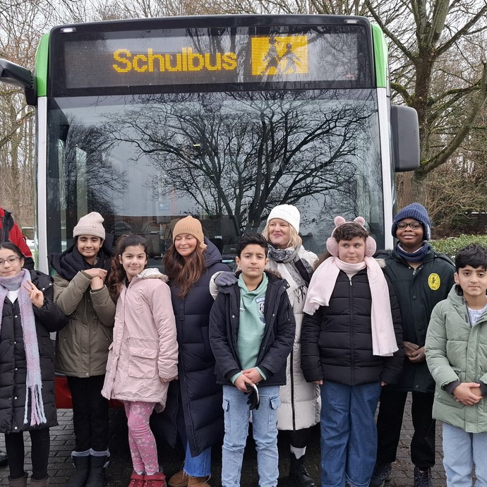 None (vergrößerte Bildansicht wird geöffnet)