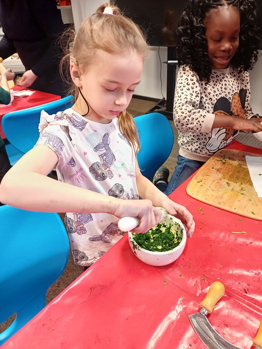 None (vergrößerte Bildansicht wird geöffnet)