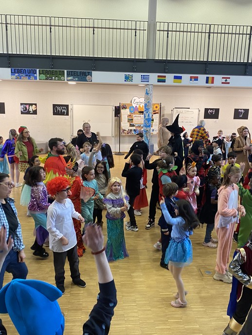 None (vergrößerte Bildansicht wird geöffnet)