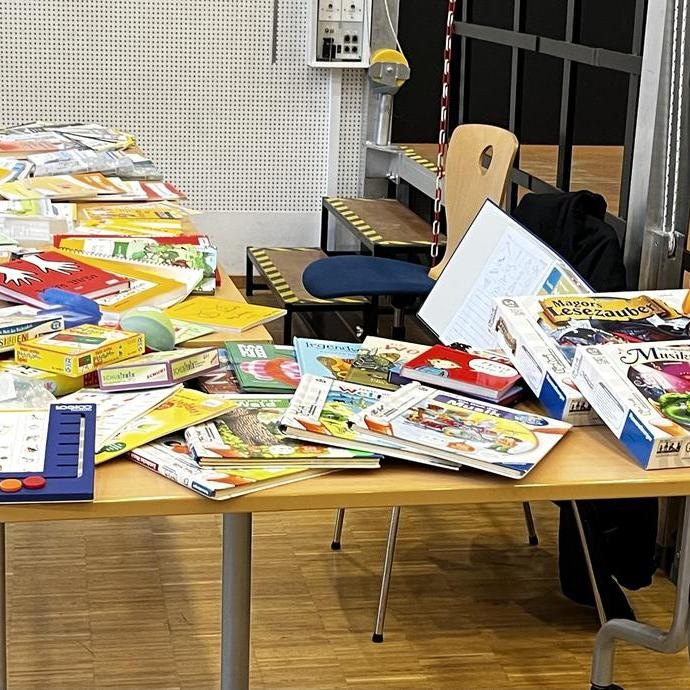 None (vergrößerte Bildansicht wird geöffnet)