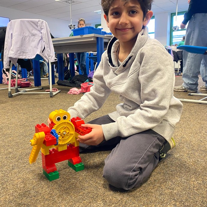 None (vergrößerte Bildansicht wird geöffnet)