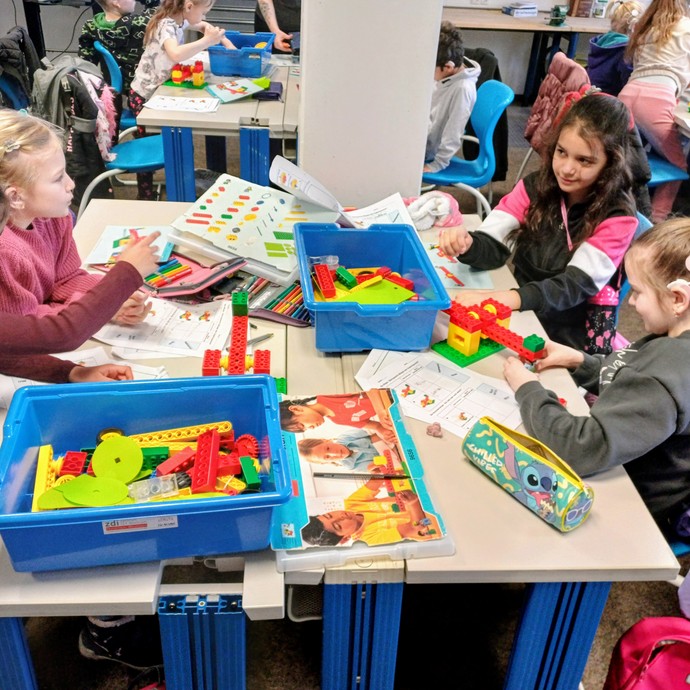 None (vergrößerte Bildansicht wird geöffnet)