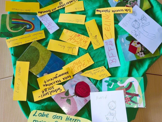 None (vergrößerte Bildansicht wird geöffnet)