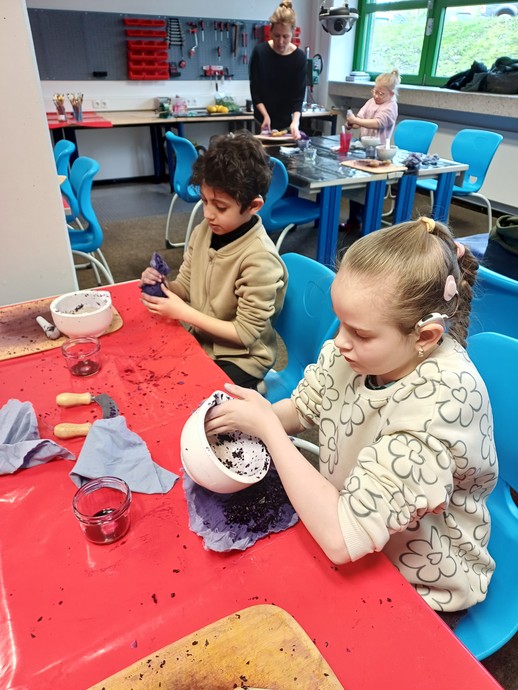 None (vergrößerte Bildansicht wird geöffnet)