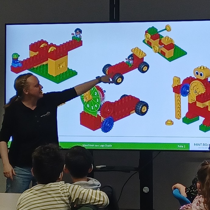 None (vergrößerte Bildansicht wird geöffnet)