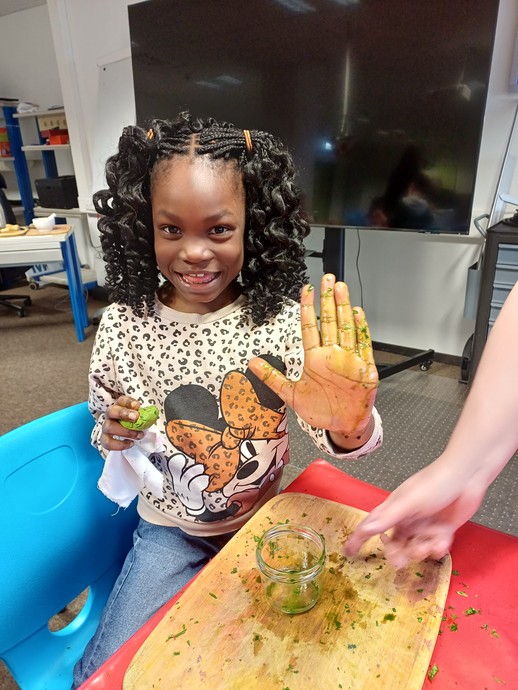 None (vergrößerte Bildansicht wird geöffnet)