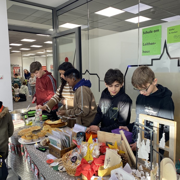 None (vergrößerte Bildansicht wird geöffnet)