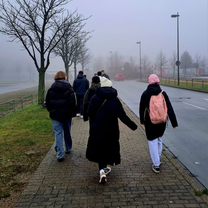 None (vergrößerte Bildansicht wird geöffnet)