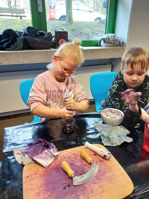 None (vergrößerte Bildansicht wird geöffnet)